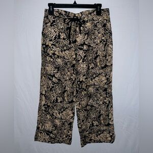 Vintage CAbi Paisley Capri Pants